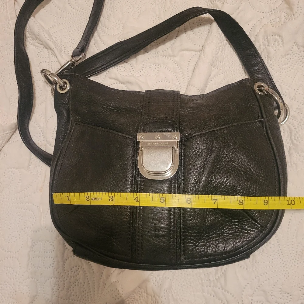 Y2K Vintage Michael Kors Hobo Bag with D-Ring Clasp. Timeless Classic Minimalist